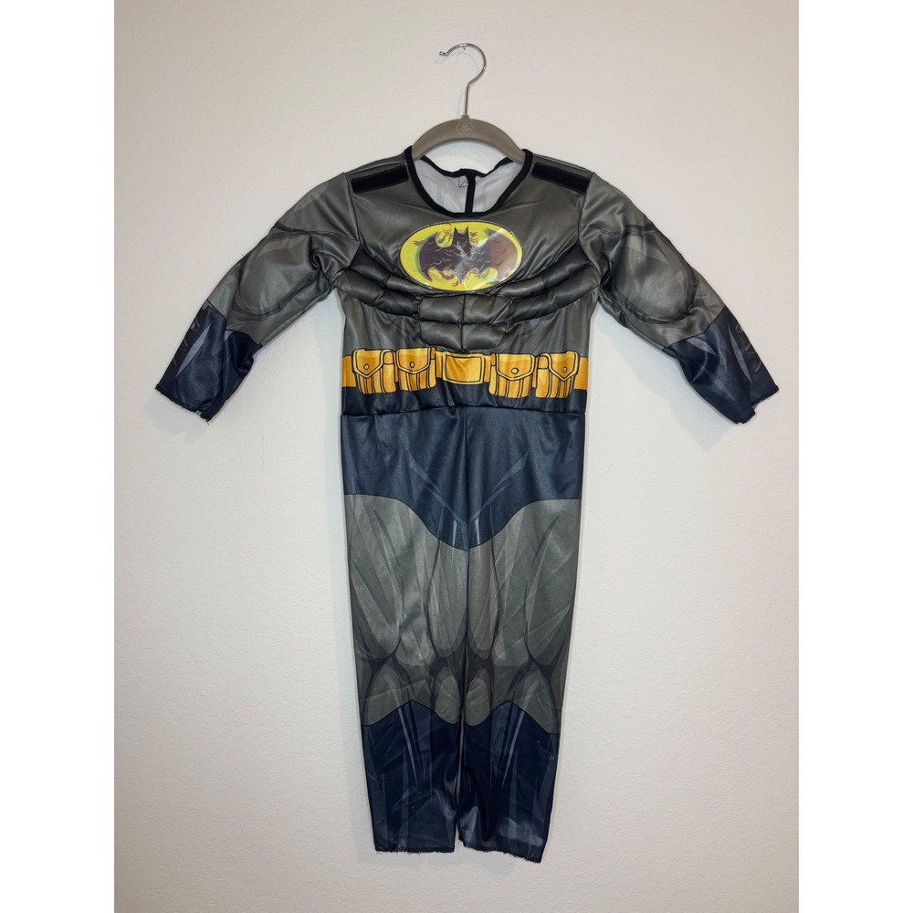 DC Comics Batman Muscle Chest Costume Toddler Size 3T-4T Gray Black Jumpsuit-708